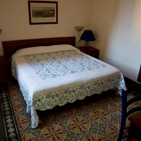 Отель Ristorante La Vignetta Черноббио