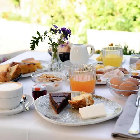 Ristorante La Vignetta فندق تْشيرنوبيو
