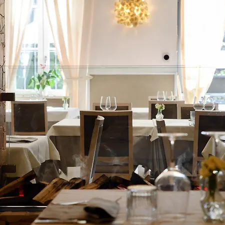 Ristorante La Vignetta ホテル チェルノッビオ